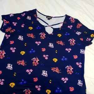 Floral 2x short sleeve top